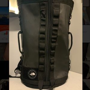 North face bag Large Used but Like New!